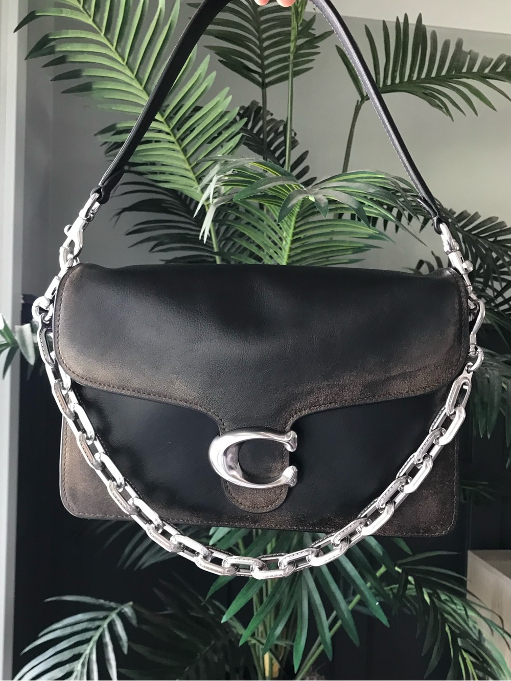 Coach Chain Tabby Shoulder Bag In Loved Leather